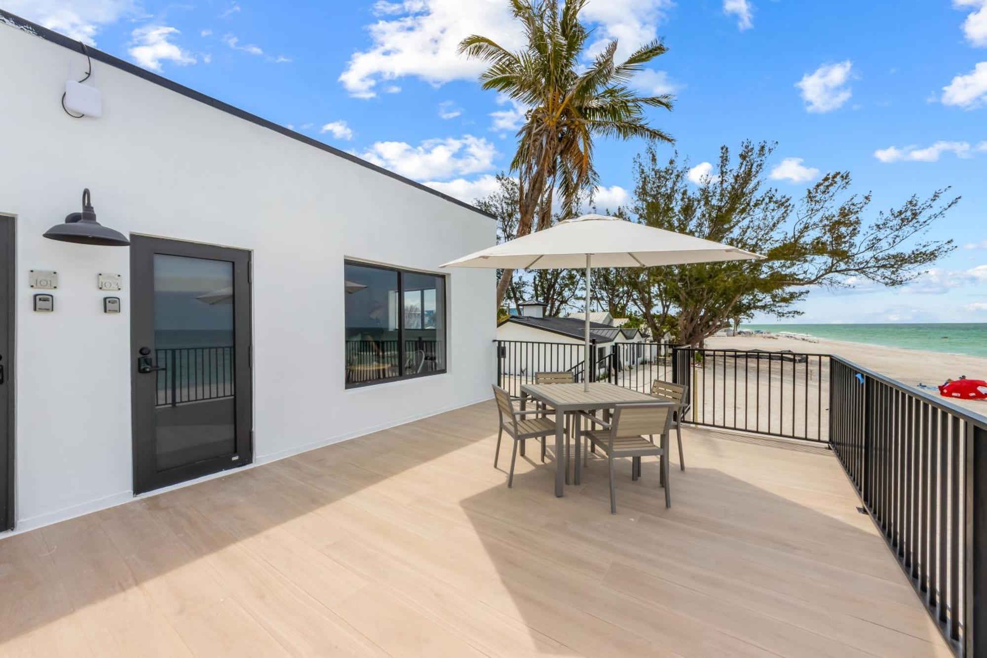 Seabreeze At Anna Maria Island Inn Брейдентон-Біч Екстер'єр фото